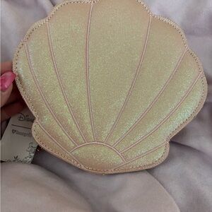 Disney Shell-Shaped light pink crossbody